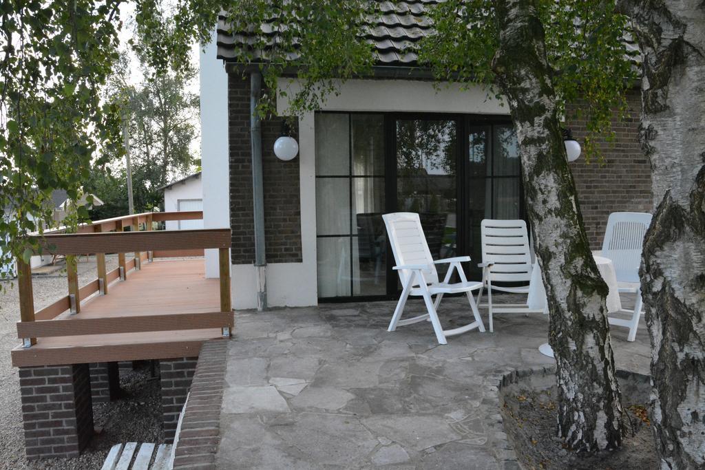 Wir Beide Apartment Elten Екстериор снимка