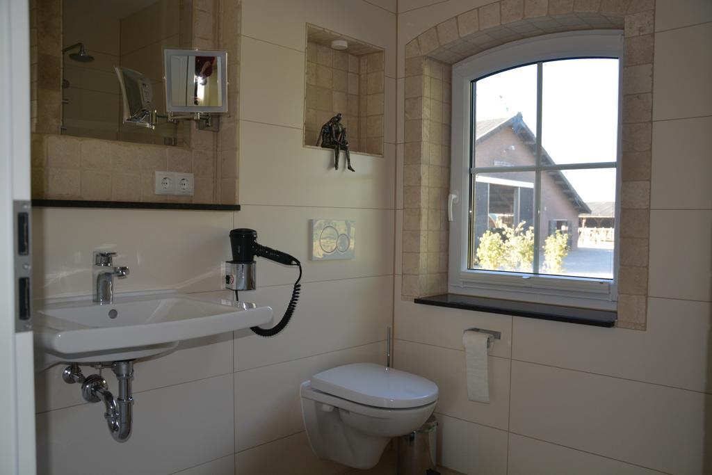 Wir Beide Apartment Elten Екстериор снимка